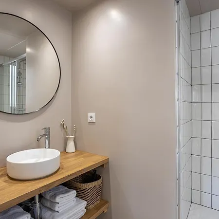 Apartament Walk To Ramblas Sun-filled&cozy *