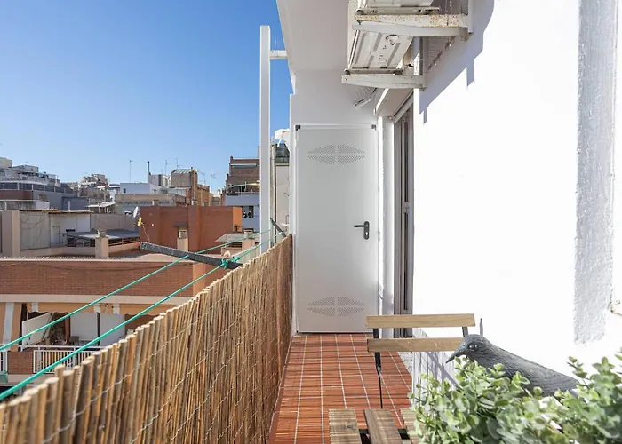 Appartamento Walk To Ramblas Sun-filled&cozy Barcellona